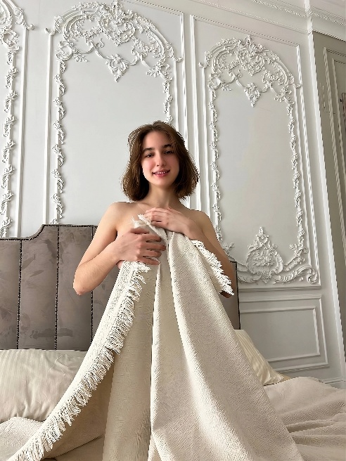 Привет милый мой 🥰Давай знакомиться ,меня зовут Катя 💞Страстная ,ласковая и нежная 🔥🫶 Возбужу тебя как только ты войдешь и буду влюблять...