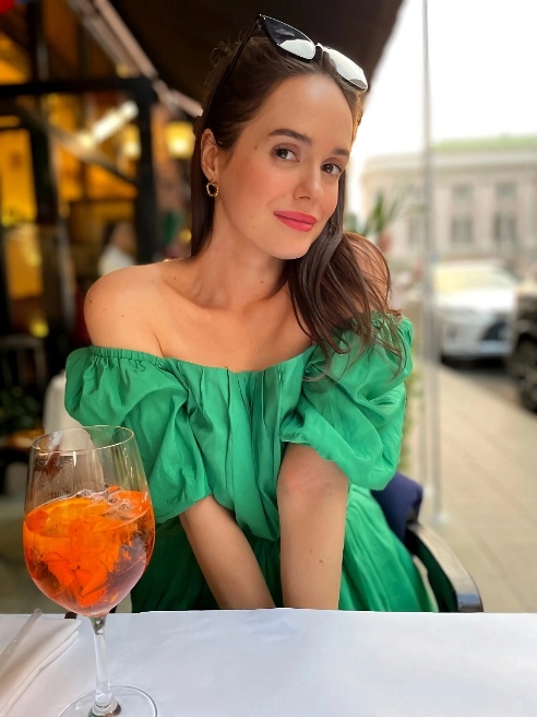 ✅На звонки не отвечаю, пиши❤️



Привет, приятно познакомиться, я Виктория❤



Давай я расскажу тебе мои преимущества и ты сразу захо...