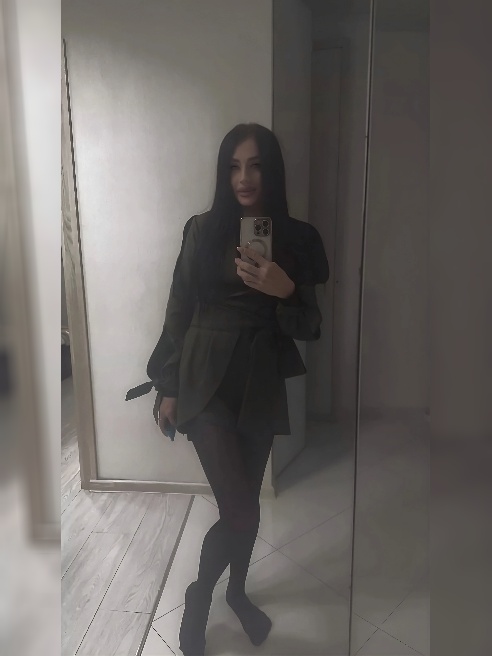 Сексуальная  Стройная Ухоженная Брюнетка приеду в гости для приятного незабываемого ощущения самый нежный и вкусный минет жду тебя мой Котик
