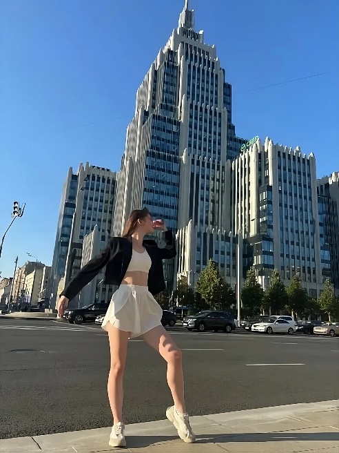 Окутаю тебя своим неземным взглядом, тебе будет сложно оторваться🩵🩵🩵