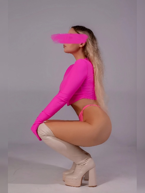 Девочка-Эмансипе! Девочка Аля-Франсе!👛💄Эталон женственной сексуальности!🫦



Прямиком в твои объятия из дома-Кутюр 🏩, отжарь меня как кар...