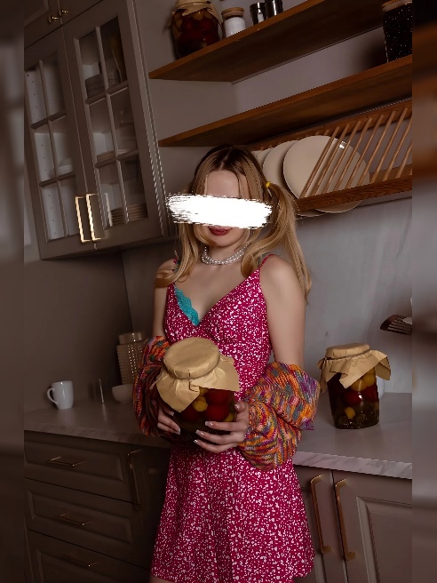 Всем,приветик!❤

Меня зовут Анжелика и сразу скажу - я актриса и сценки из фотосессии не более чем моя хорошая актерская игра 🎬🎞🎥



Ну ч...