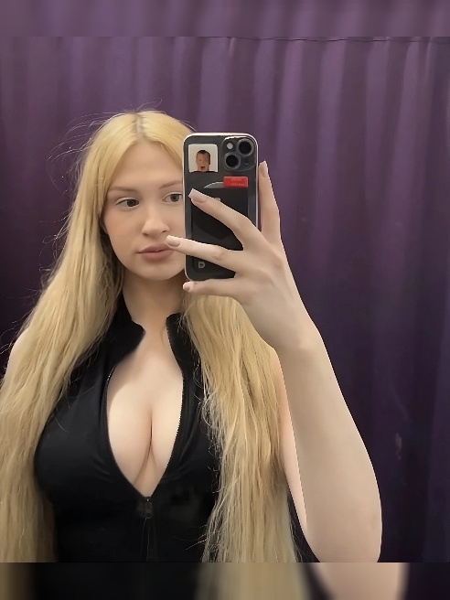 Привет , дорогой! Давай окунемся в мир страсти и похоти😏
79779695725 твоя сладкая Алисия