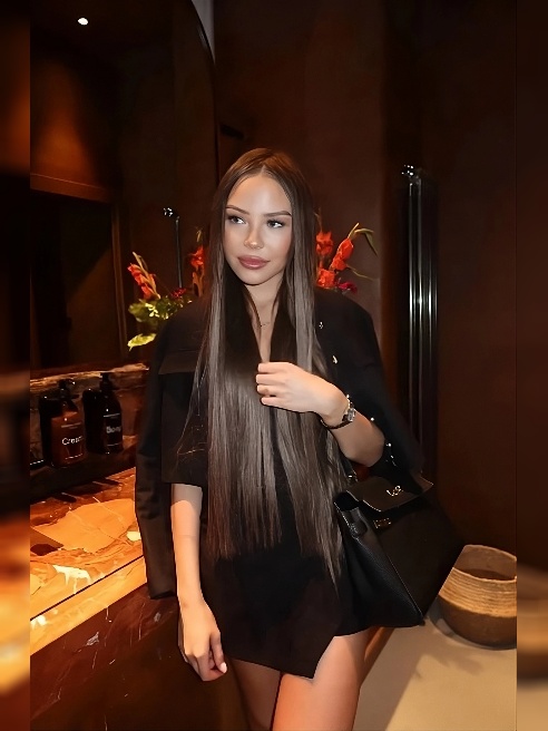Милая и открытая , с удовольствием жду твоё сообщение 💕