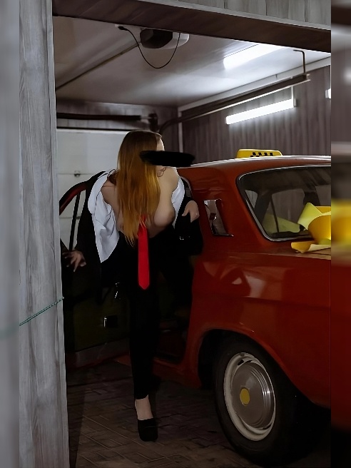 TAXI-SEXLOVE🔞❤️👄Специально для вас сделала фотосессию для подтверждения что я настоящая таксистка на своем новеньком KIA RIO🏎