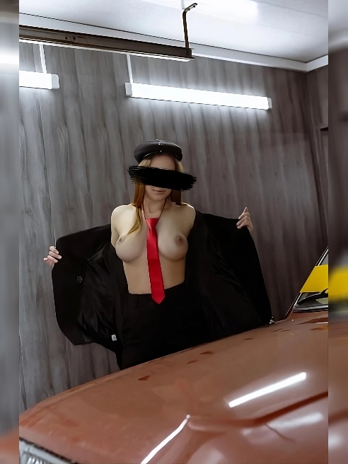 TAXI-SEXLOVE🔞❤️👄Специально для вас сделала фотосессию для подтверждения что я настоящая таксистка на своем новеньком KIA RIO🏎