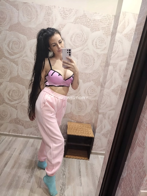 Спортсменка

✅ Мягкие и пухлые губки - одарят тебя поцелуями 💋

✅ Я - волшебница , исполняю твои желания 🔞

✅ Вкусно пахну 💦
			
				var...