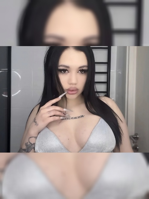 Сладкая брюнетка, страстная обольстительница. Укроти мой нрав😍Милая, нежная. Принимаю у себя, все конфидециально и индивидуально!Лучше ес...