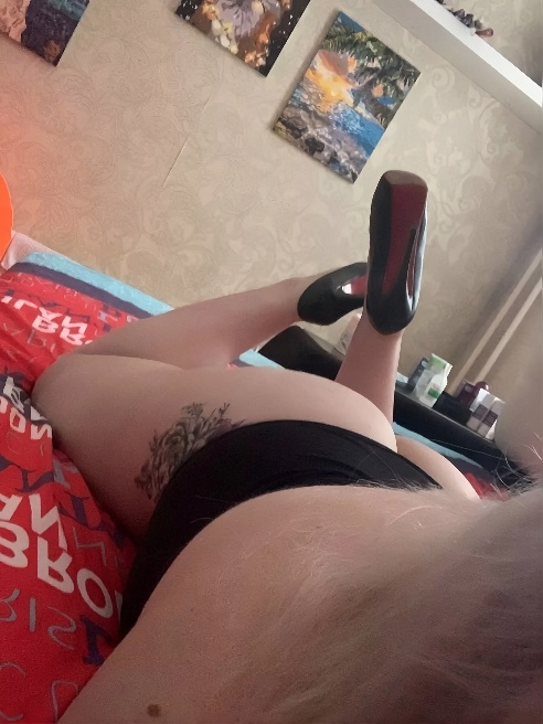 🧸Доброго времени суток. Тотальное GFE )Полное инфо в сноске ниже 😻Приезжай или приглашай ) мррр) 
			
				var txtTop = document.getElemen...