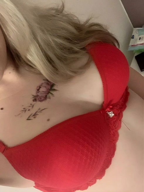 🧸Доброго времени суток. Тотальное GFE )Полное инфо в сноске ниже 😻Приезжай или приглашай ) мррр) 
			
				var txtTop = document.getElemen...