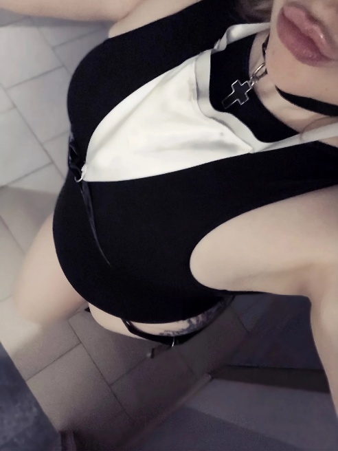 🧸Доброго времени суток. Тотальное GFE )Полное инфо в сноске ниже 😻Приезжай или приглашай ) мррр) 
			
				var txtTop = document.getElemen...