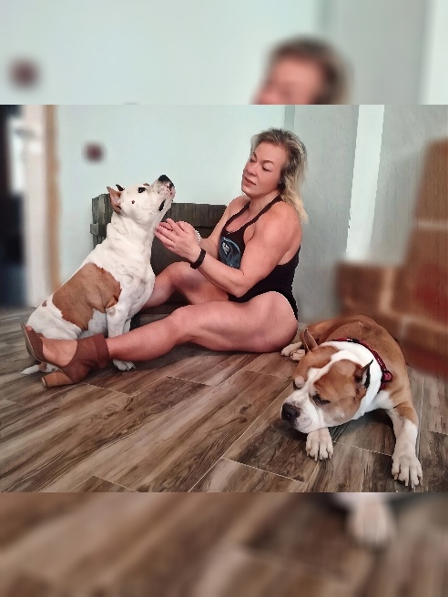 Есть платный канал как меня имеют клиенты по массажу во все дырочки!

Запись только через Telegram Nimfomanka_Sveta , даже если вы сначал...