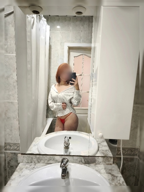 Активная, красивая, веселая!)) Жду в гости для отличного отдыха!))) Со мной не соскучишься!) от моего вкусного жаркого Минетика ты улетиш...