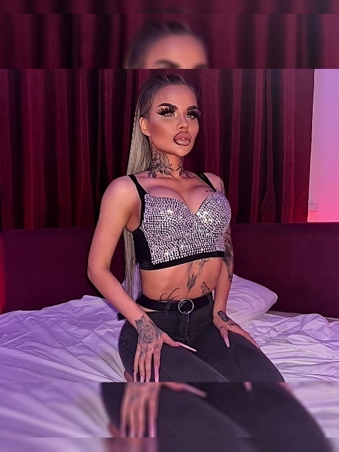 Сведу тебя с ума❤🔥. Очень нежная, чувственная и приятная во всех отношениях девочка🔥.3 размер груди 🫶Модельная внешность🔥, стройные ножки...