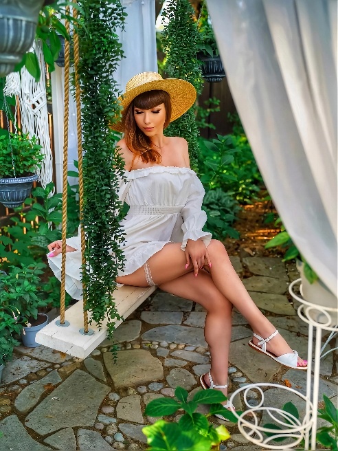 💗 красивая стройная сказочная нимфочка 💗 твоя фея из сказки 🧚🏼♀



Познакомимся поближе  ?) я Сашенька фея из сказки с шикарной фигуркой...