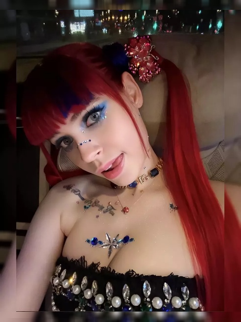 Сегодня я сделаю тебя САМЫМ счастливым 💦💦💦 

Хочу сегодня сделать самый офигенный Facefack и трах во все дырочки 🍌💦💦😭

Пиши скорее и твой...
