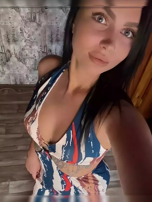 Привет)☺ Я очень лёгкая в общении, позитивная и красивая малышка❣

Всегда в хорошем настроении и сексуальном виде😘❤ 

Активная и инициати...