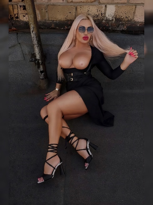🔞Nastya_tasty🔞

Моя главная цель 🎯 обеспечить твое удовольствие. 😈В нашей атмосфере ты будешь чувствовать себя желанным 🧞и удовлетворе...