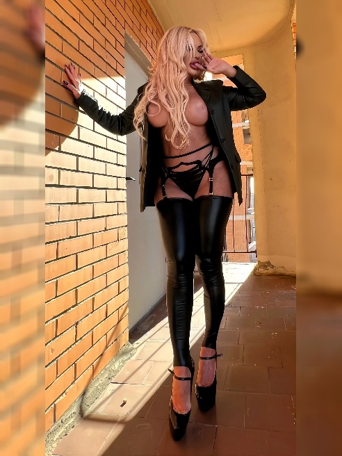 🔞Nastya_tasty🔞

Моя главная цель 🎯 обеспечить твое удовольствие. 😈В нашей атмосфере ты будешь чувствовать себя желанным 🧞и удовлетворе...