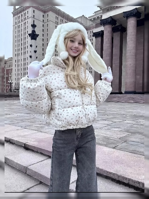 Хотелось бы найти постоянных клиентов:) Свободного времени мало из-за учебы, поэтому надо заранее договариваться. Учусь в самом топовом В...