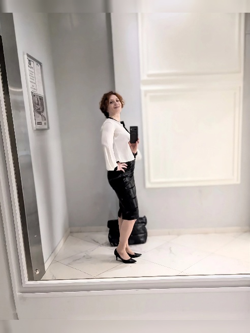 приходи мой милый, в моих руках ты забудешь обо всех проблемах
бла бла бла....
как бы ни было банально, но это так.
давай вместе пров... приходи мой милый, в моих руках ты забудешь обо всех проблемах
бла бла бла....
как бы ни было банально, но это так.
давай вместе пров...