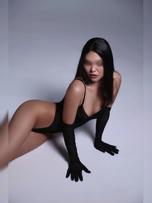 ❤🔥У меня нежные губы и влажная киска, я умею превратить встречу в настоящий праздник страсти 😈 Я молодая и очень развратная девочка… обож...