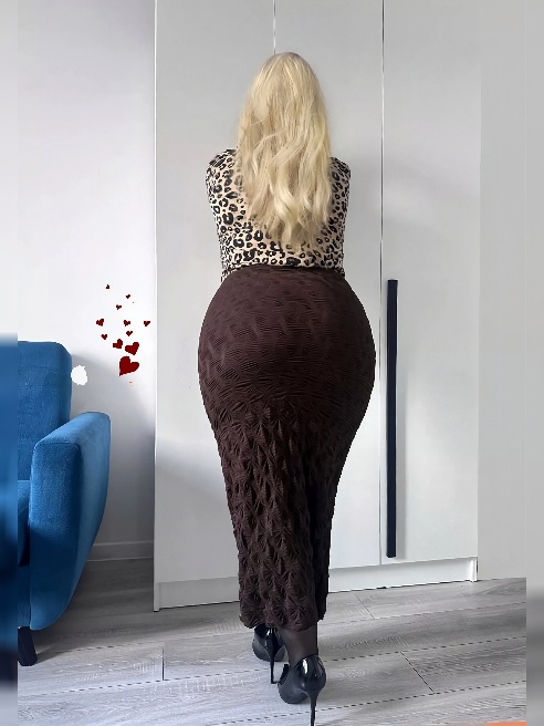 Попробуй великое Таинство Эксклюзивных Форм... Сочно, будет точно 💋💋💋 
			
				var txtTop = document.getElementById('txt_top'),
				txtTo...