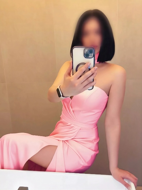 Элегантная дама с природным шармом 💝

Моё искусство — это изысканные ласки, в которых я достигла совершенства.



Я создана для утончённы...