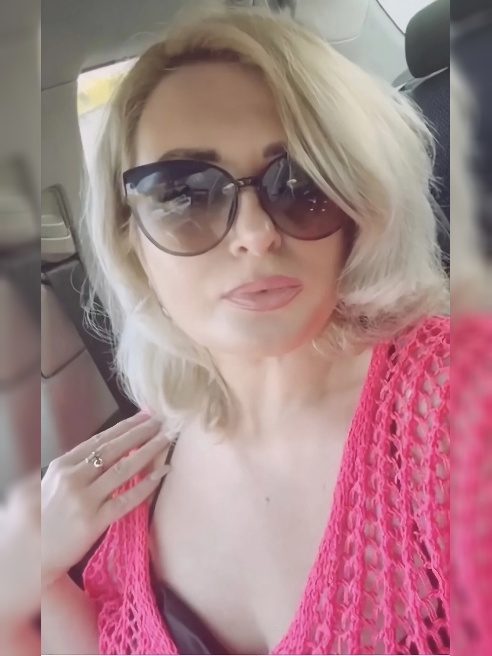 Есть Приват канал , где есть видео с сексом и минетом! Перед встречей можешь посмотреть меня в деле, для понимания))🥰