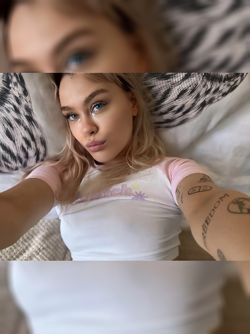Приветик, давай познакомимся? Я Таня 🥰 Страсть и ласка в одном лице ❤🔥

Хочешь получить сочный горячий и одновременно нежный секс, тогда...