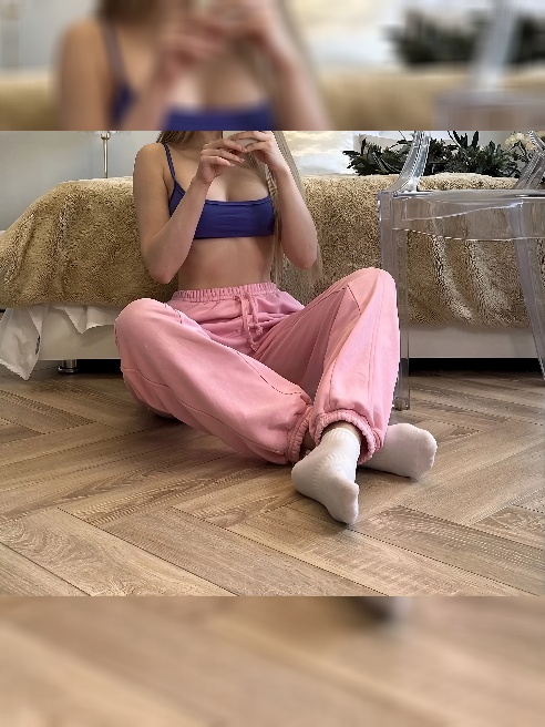 Приветик 😌❤ 

Всегда в хорошем настроении ❤ 



натуральная до кончиков пальцев 🙏

Прекрасно смотрюсь как с макияжем там и без него 💆🏻♀ с...