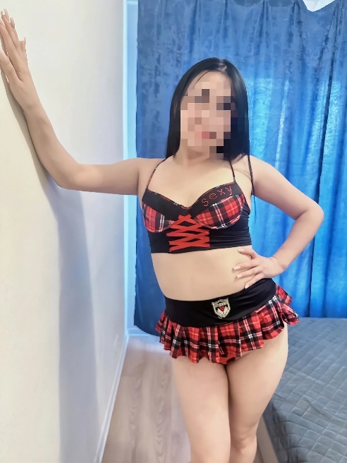 ♥Милая,нежная,ласковая кошечка ждёт Вас в гости!

❤Всегда в хорошем,игривом настроении!!!