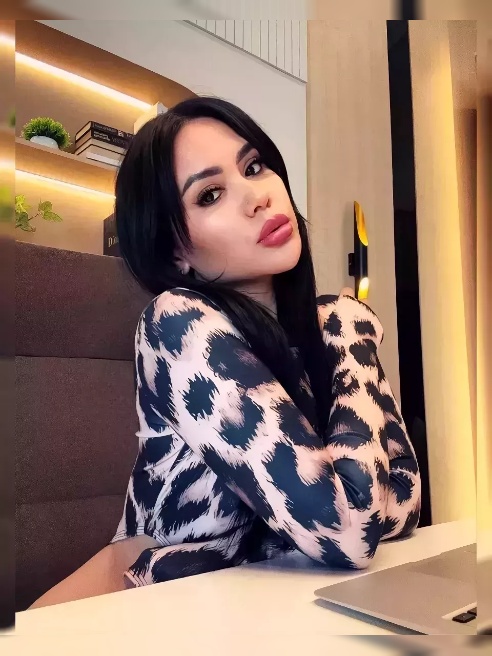 Я хочу, чтобы ты запомнил каждый момент этой ночи. 💋🔥 Каждое моё прикосновение будет говорить о том, как сильно я хочу тебя. 💓✨
Мои паль... Я хочу, чтобы ты запомнил каждый момент этой ночи. 💋🔥 Каждое моё прикосновение будет говорить о том, как сильно я хочу тебя. 💓✨
Мои паль...