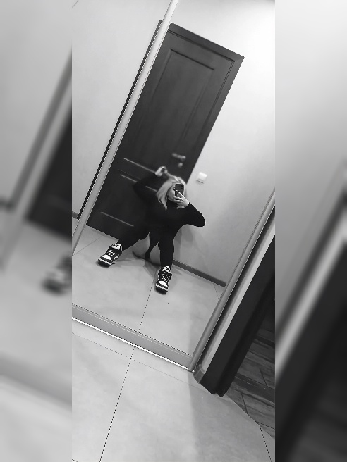 Без лишних слов про себя хочу написать, что буду рада новым знакомствам) Ты сам видишь, что я достаточно привлекательна, тебе нужно лишь...