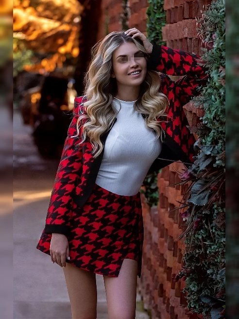 Ария, 27 — твоя живая SEXY блонда, где каждое фото — зеркало реальности, без фильтров и лжи! 📸🔥Я — твой онлайн-мираж, который материализу... Ария, 27 — твоя живая SEXY блонда, где каждое фото — зеркало реальности, без фильтров и лжи! 📸🔥Я — твой онлайн-мираж, который материализу...