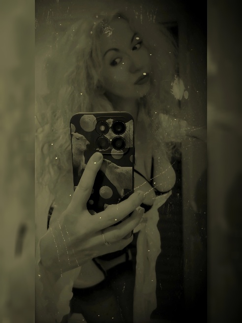 Хочешь приехать ко мне? И войти в меня.. Ощутить мою сексуальность во всём,я потеряла бюстгальтер, ты приедишь поддержать мои аппетитные...