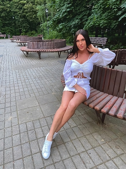 Не салон, На звонки отвечаю сама😊
Встречаю в Шикарной квартире с Дизайнерским ремонтом в элитном жилом комплексе. У меня классное,ухожен... Не салон, На звонки отвечаю сама😊
Встречаю в Шикарной квартире с Дизайнерским ремонтом в элитном жилом комплексе. У меня классное,ухожен...