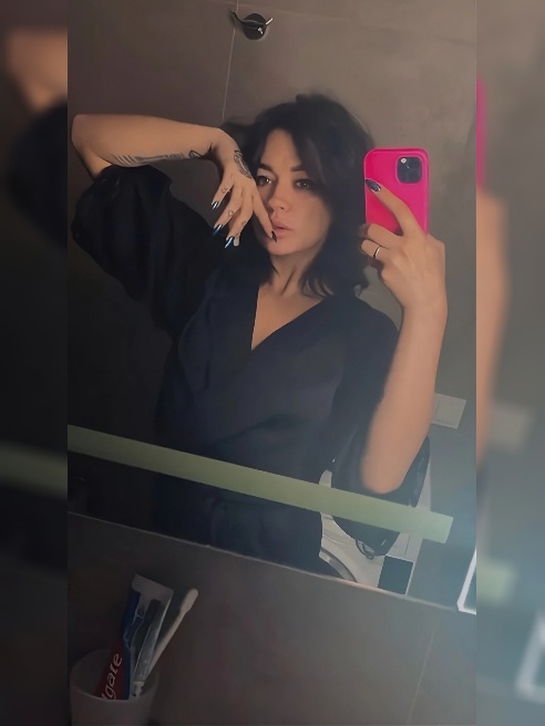Побалуй себя мною! МБР  в подарочек!!! ❤❤



Сделала для Вас новую фотосессию 😻😏 Так же есть мой личный тг канал где я постоянно публикую...