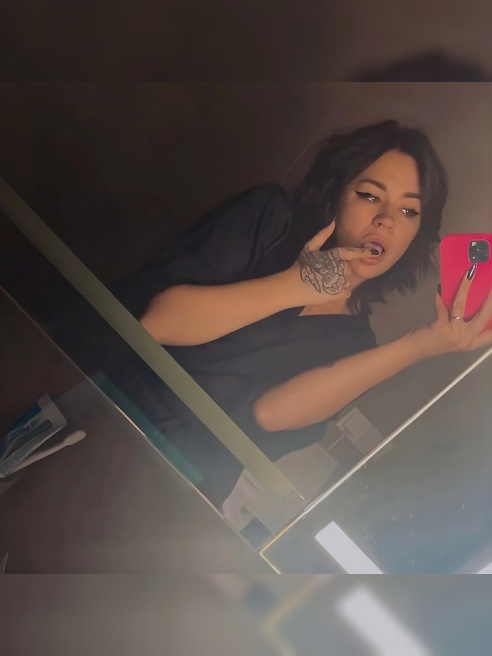 Побалуй себя мною! МБР  в подарочек!!! ❤❤



Сделала для Вас новую фотосессию 😻😏 Так же есть мой личный тг канал где я постоянно публикую...