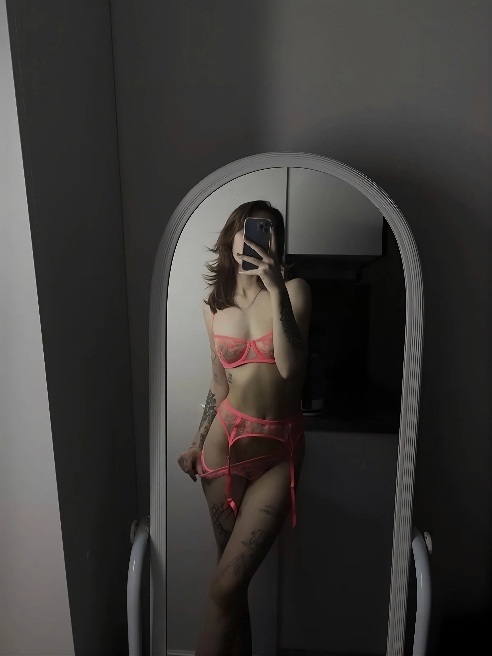 НОМЕР ДЛЯ WhatsApp: +7(986)346-05-29

Мои нежные прикосновения и завораживающий взгляд будут согревать вас, словно весенние лучи солнца....