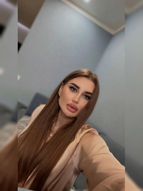Что вы почувствуете:



• Сильное телесное возбуждение и плотный контакт с первых минут.

• Женщину, которая ведёт и усиливает ваши желан...