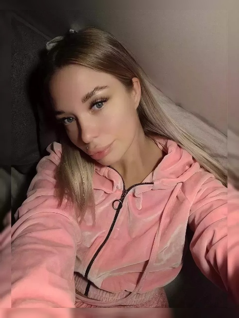 Испытай настоящий экстаз с нежной и развратной девочкой😉❤
В общении я открыта, веселая и немного кокетливая — всегда готова поделиться у... Испытай настоящий экстаз с нежной и развратной девочкой😉❤
В общении я открыта, веселая и немного кокетливая — всегда готова поделиться у...