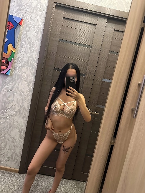 Стану для тебя нежной, страстной и похотливой бестией🔥 Мои движения будут игривыми и сексуальными, заставляя тебя забыть обо всем, кроме...