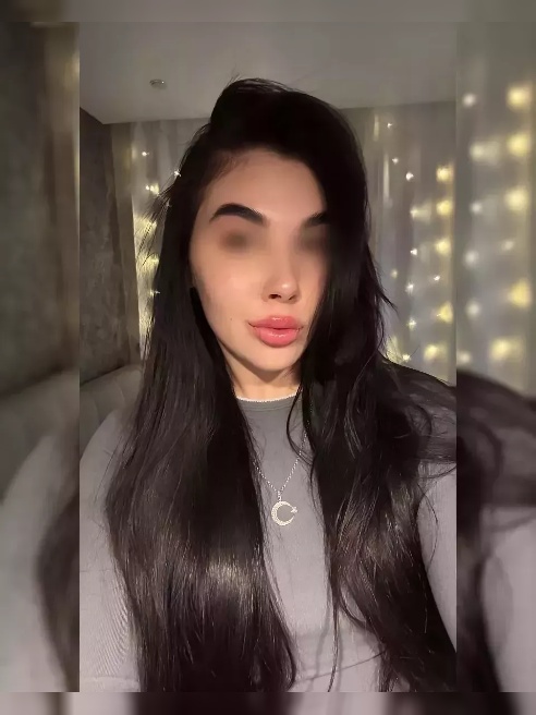 Меня зовут Мирабелла)

💕 Темпераментна, очаровательна, опытна, без комплексов и короны на голове

Обожаю мужчин, щедрых, ухоженных, вежли...
