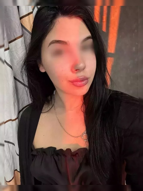 Меня зовут Мирабелла)

💕 Темпераментна, очаровательна, опытна, без комплексов и короны на голове

Обожаю мужчин, щедрых, ухоженных, вежли...