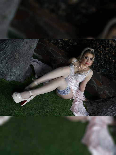 Инди ,встречусь у вас,(в отеле) в разное время, но с трех до девяти утра обычно сплю-лучше договариваться заранее.

Я веселая ,интересная...