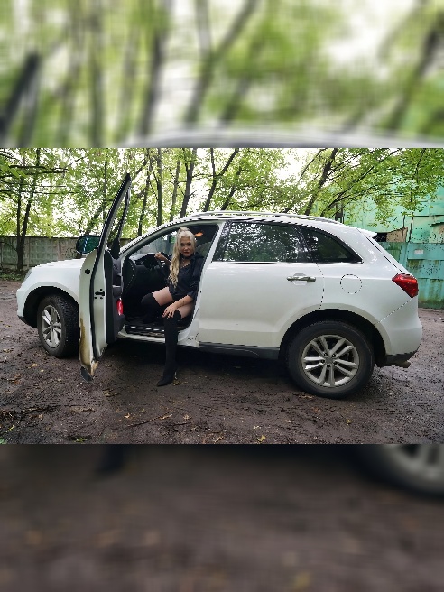 Инди ,встречусь у вас,(в отеле) в разное время, но с трех до девяти утра обычно сплю-лучше договариваться заранее.

Я веселая ,интересная...