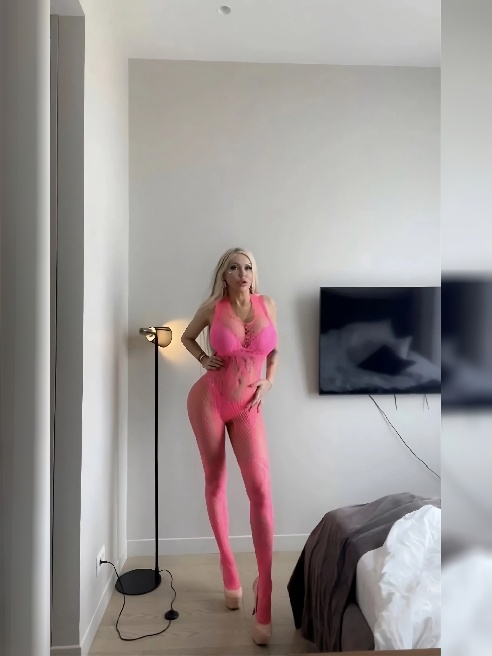 🥹НОВАЯ ASS🍑🍑🍑ДА,ОНА ТЕПЕРЬ ЕЩЕ БООООЛЬШЕ,МОИ БЕДРА 130 СМ🤭🤭 😉ВСЕ НЕРАВНОДУШНЫЕ МАЛЬЧИКИ И ДЕВОЧКИ можете наблюдать за Моими событиями в и...