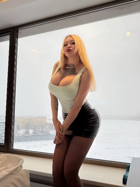 🥹НОВАЯ ASS🍑🍑🍑ДА,ОНА ТЕПЕРЬ ЕЩЕ БООООЛЬШЕ,МОИ БЕДРА 130 СМ🤭🤭 😉ВСЕ НЕРАВНОДУШНЫЕ МАЛЬЧИКИ И ДЕВОЧКИ можете наблюдать за Моими событиями в и...
