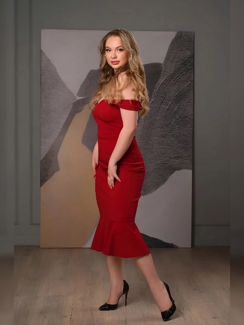Каждый раз, глядя на тебя, я чувствую, как внутри разгорается пламя. 😏💋 Я хочу, чтобы эта ночь стала не просто страстной, но незабываемой...